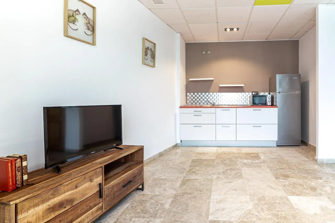 Saenz Suites Gallery By Bossh! Apartments Malaga