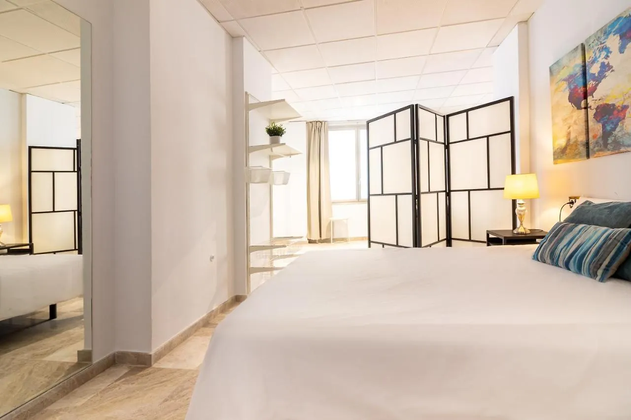 Saenz Suites Gallery By Bossh! Apartments Malaga