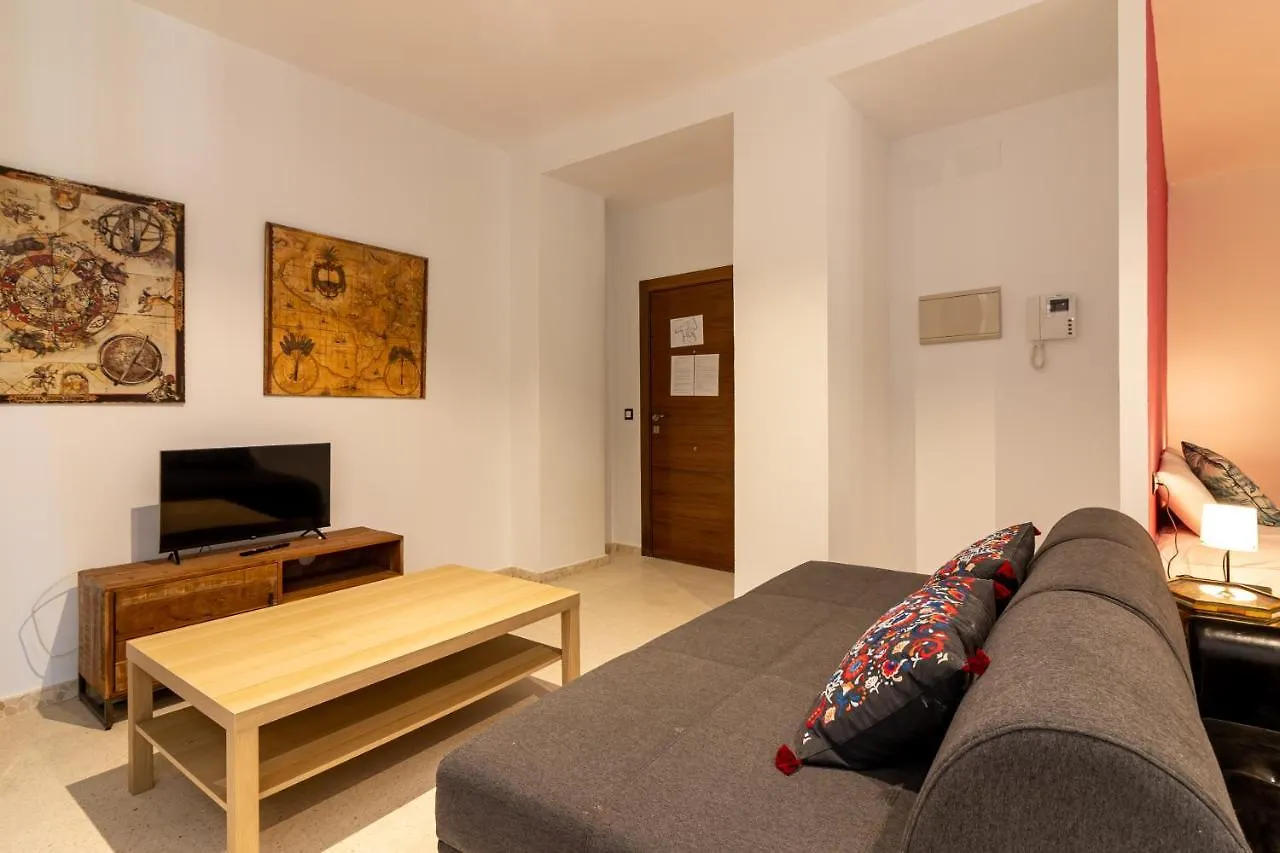 Saenz Suites Gallery By Bossh! Apartments Malaga