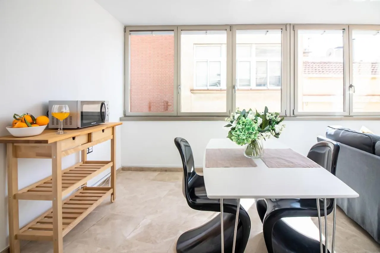 Saenz Suites Gallery By Bossh! Apartments Malaga