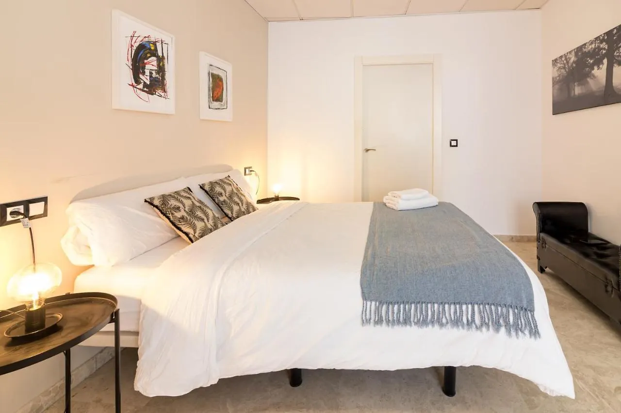 Saenz Suites Gallery By Bossh! Apartments Malaga 0*,  Spain