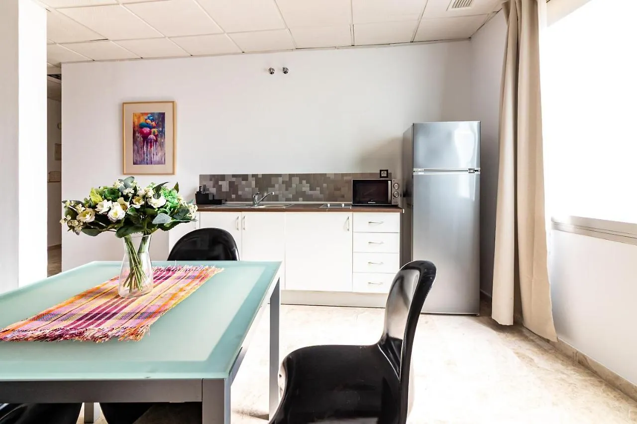 Saenz Suites Gallery By Bossh! Apartments Malaga 0*,