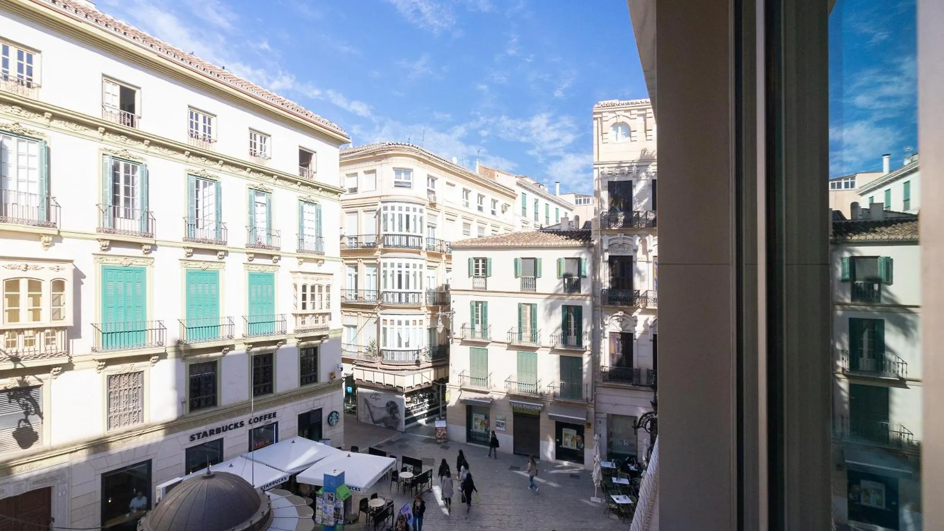 Saenz Suites Gallery By Bossh! Apartments Malaga