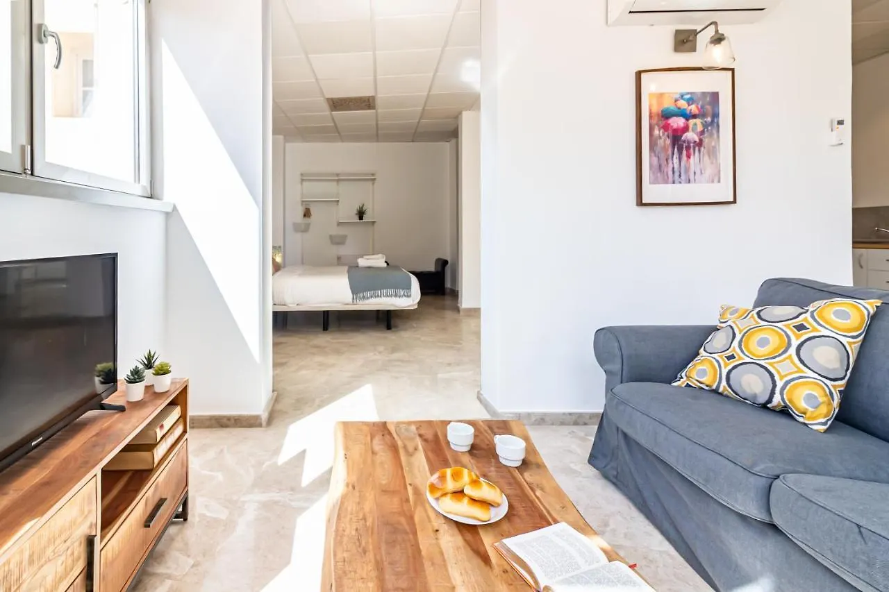 Saenz Suites Gallery By Bossh! Apartments Malaga Spain